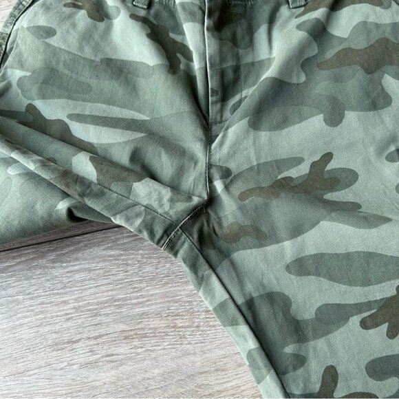 Gap Camouflage Girlfriend Chino  Pants - Picture 9 of 14